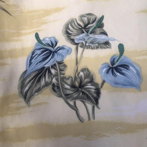 Tommy Bahama Hawaiian - Picture 8 of 14